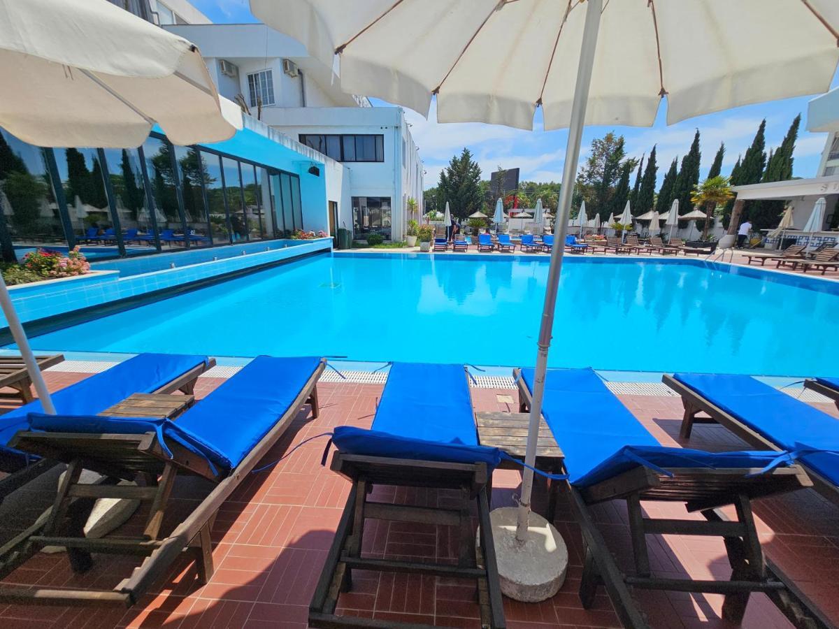 Sunborn Hotel Голем Экстерьер фото