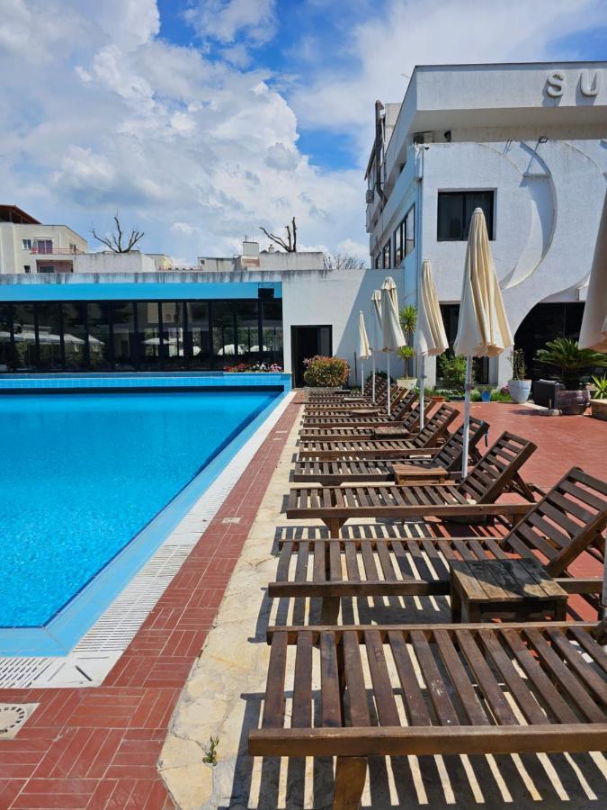 Sunborn Hotel Голем Экстерьер фото