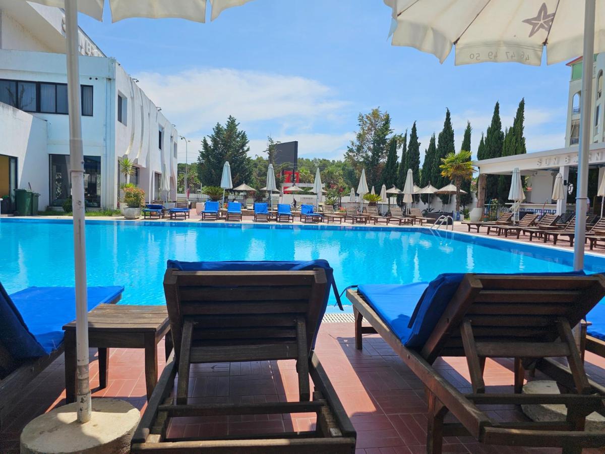 Sunborn Hotel Голем Экстерьер фото