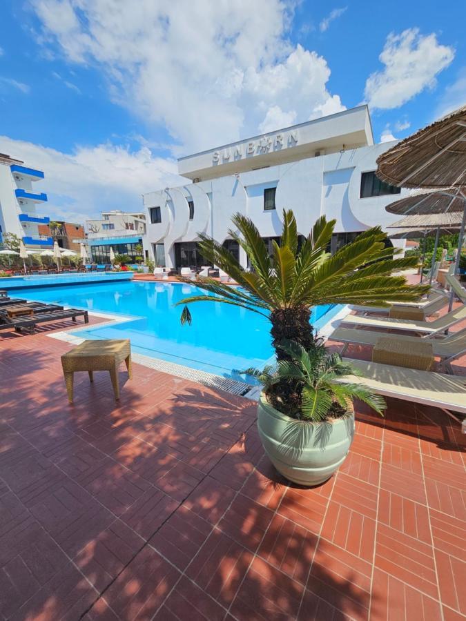 Sunborn Hotel Голем Экстерьер фото