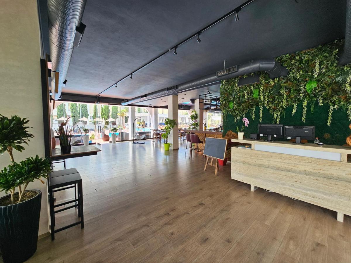 Sunborn Hotel Голем Экстерьер фото