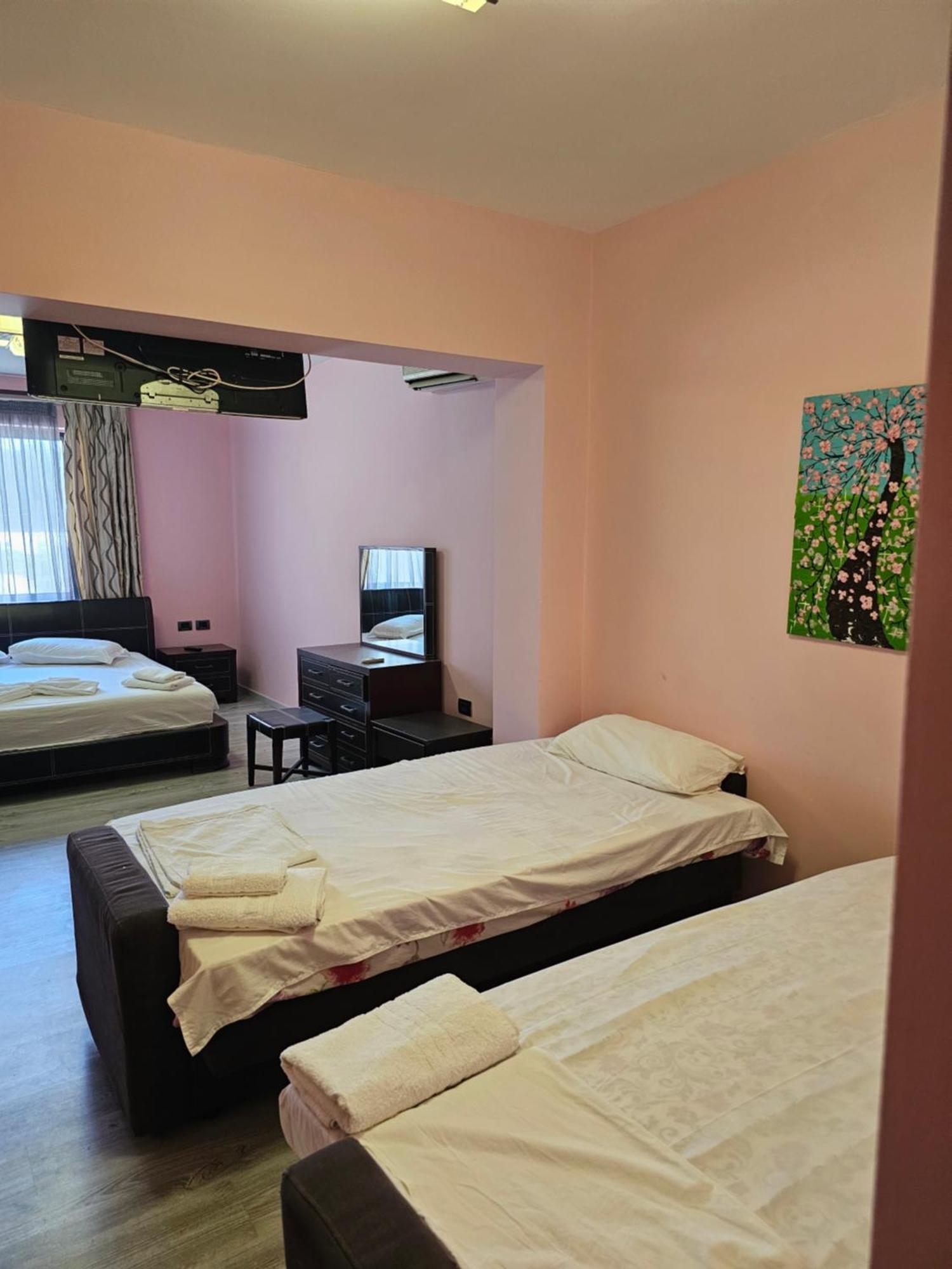 Sunborn Hotel Голем Номер фото