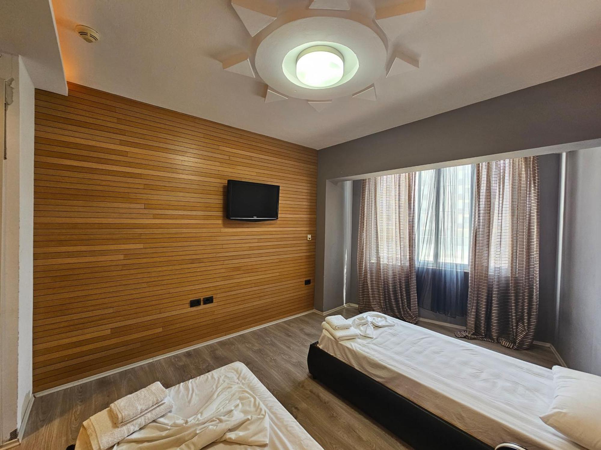 Sunborn Hotel Голем Номер фото